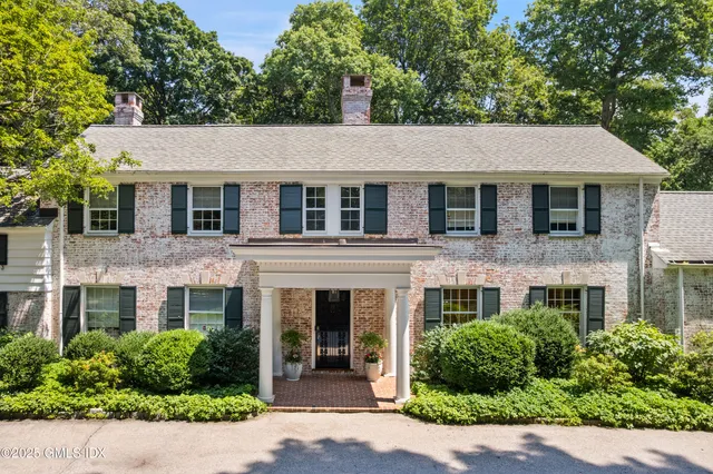 $5,495,000 | 583 Lake Avenue, Greenwich, CT 06830