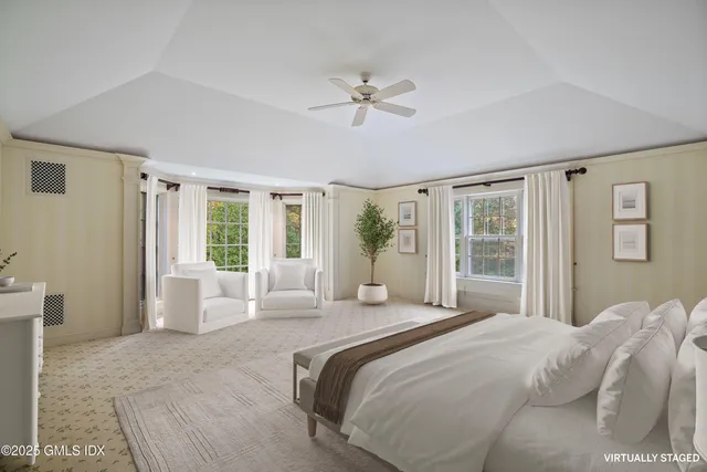 $5,495,000 | 583 Lake Avenue, Greenwich, CT 06830