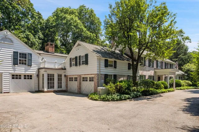 $5,495,000 | 583 Lake Avenue, Greenwich, CT 06830