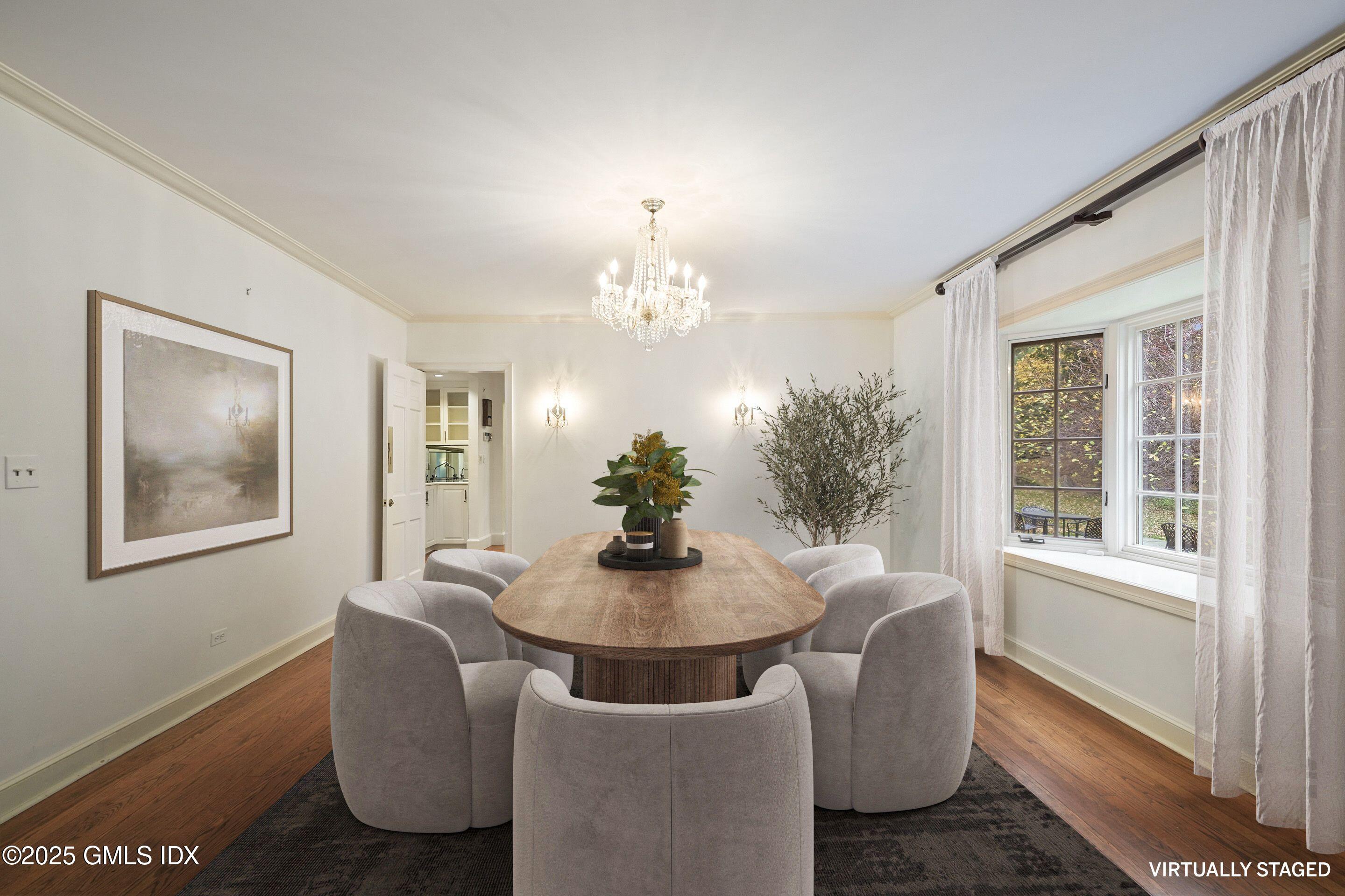 583 Lake Avenue Greenwich, CT 06830 - Photo 7 of 42 Dining Room