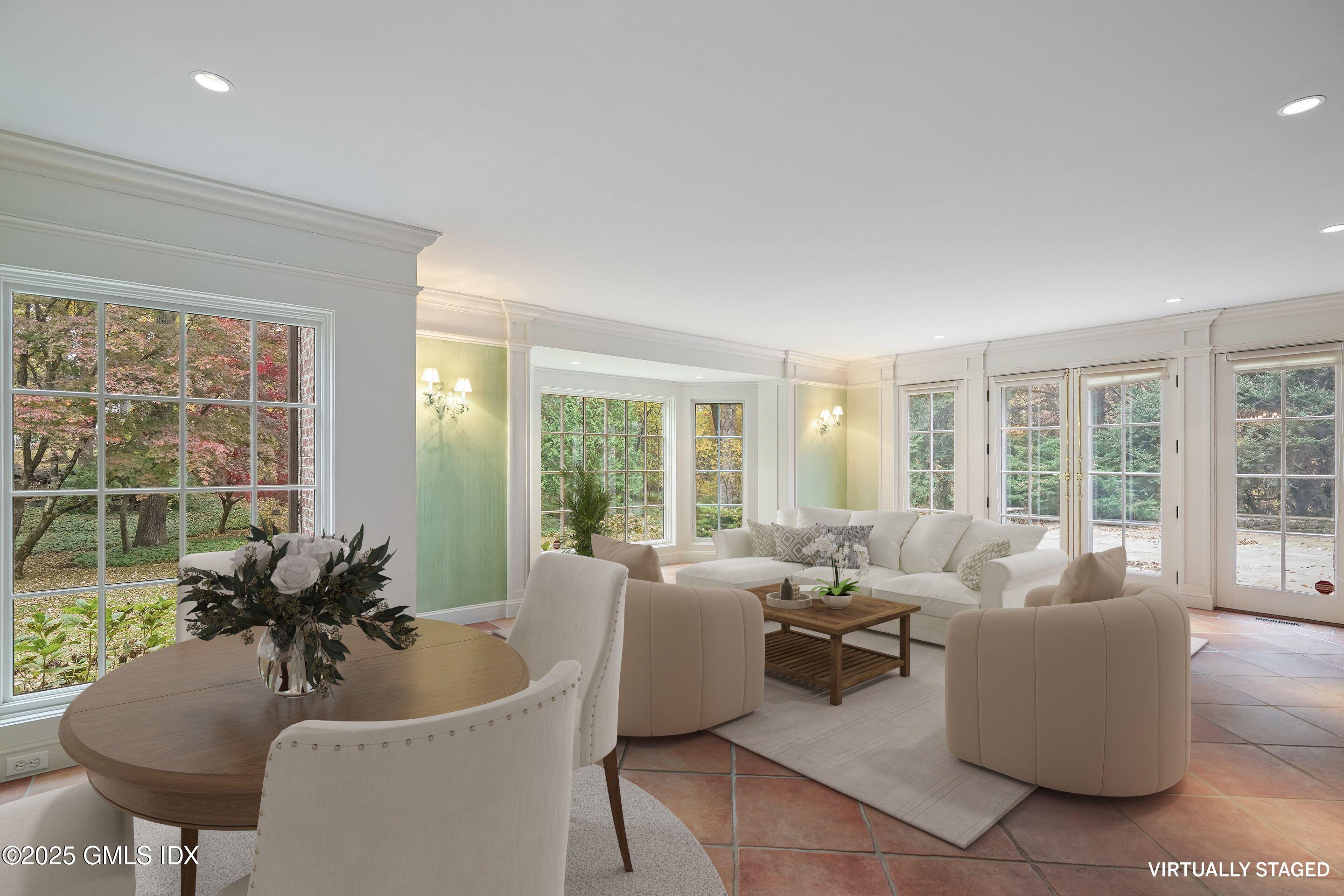 583 Lake Avenue Greenwich, CT 06830 - Photo 9 of 42 Family Room