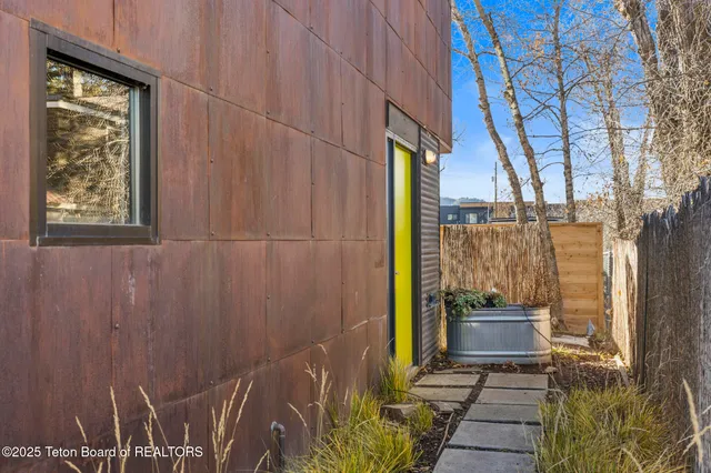 $2,195,000 | 630 South Millward Street, Jackson, WY 83001