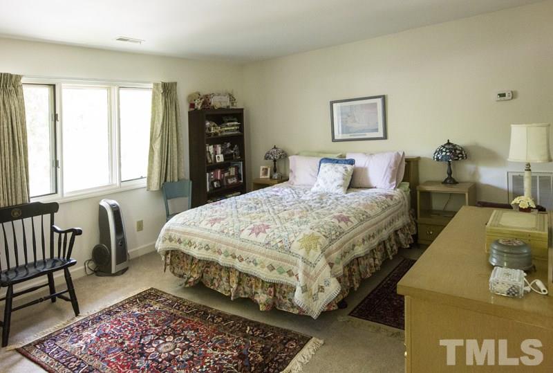 843 Inglenook Road Durham, NC 27707 - Photo 14 of 18 Gallery Image 14