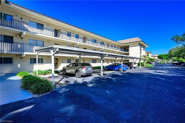 $330,000 | 201 Quail Forest Boulevard, Unit 103, Naples, FL 34105