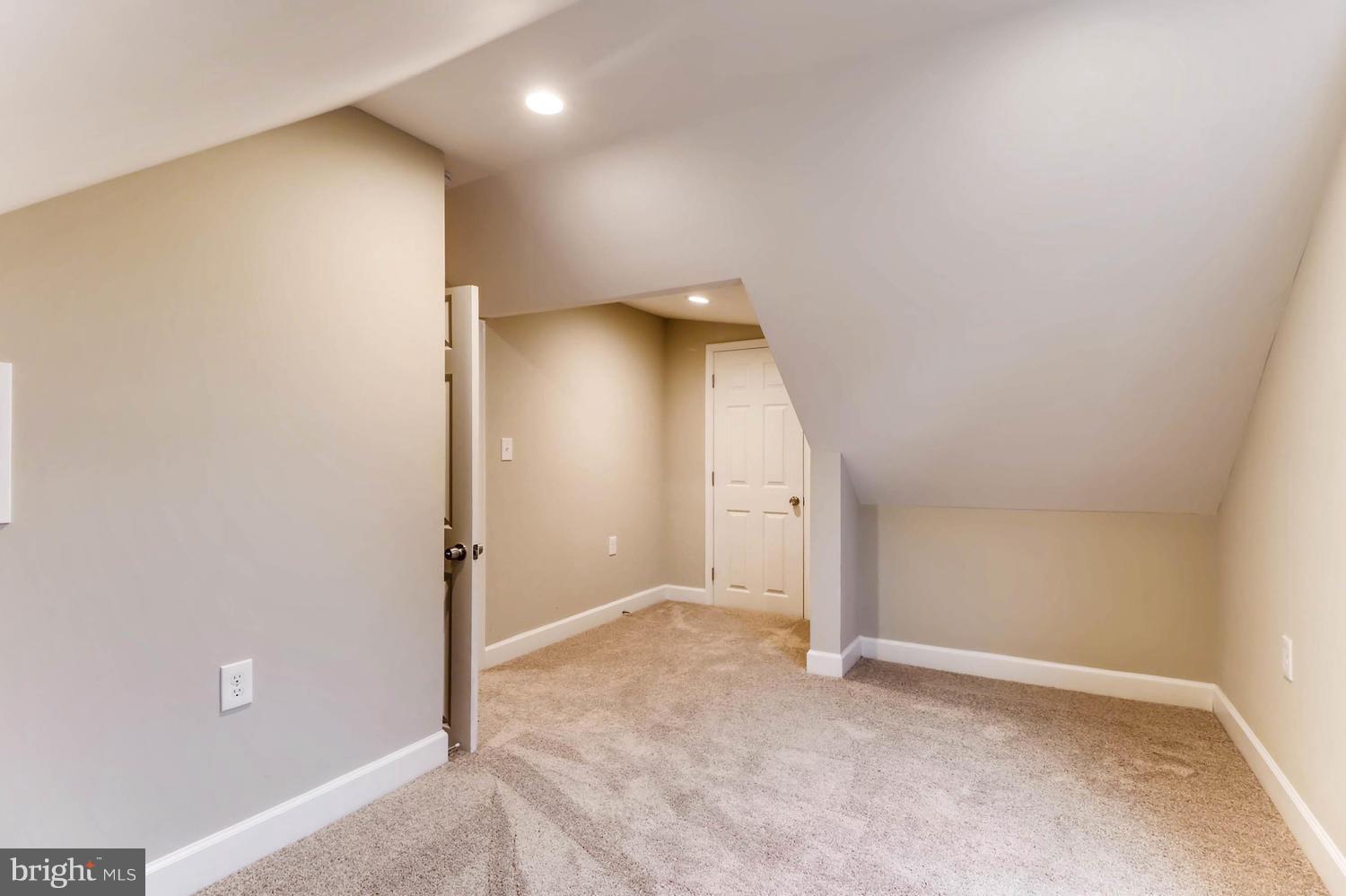 8103 Bullneck Road Baltimore, MD 21222 - Photo 23 of 26 an empty room with a bathroom