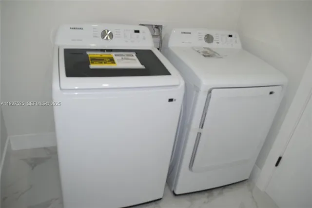 $345,000 | 25-th W 25th, Lehigh Acres, FL 33971