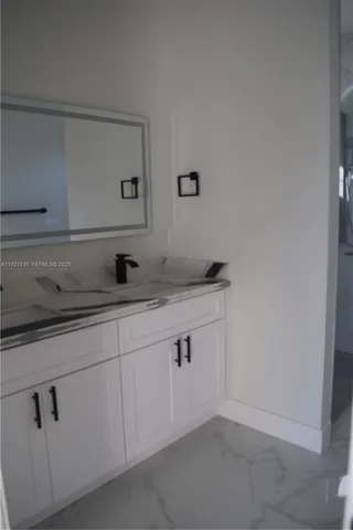 $345,000 | 25-th W 25th, Lehigh Acres, FL 33971