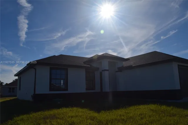 $345,000 | 25-th W 25th, Lehigh Acres, FL 33971