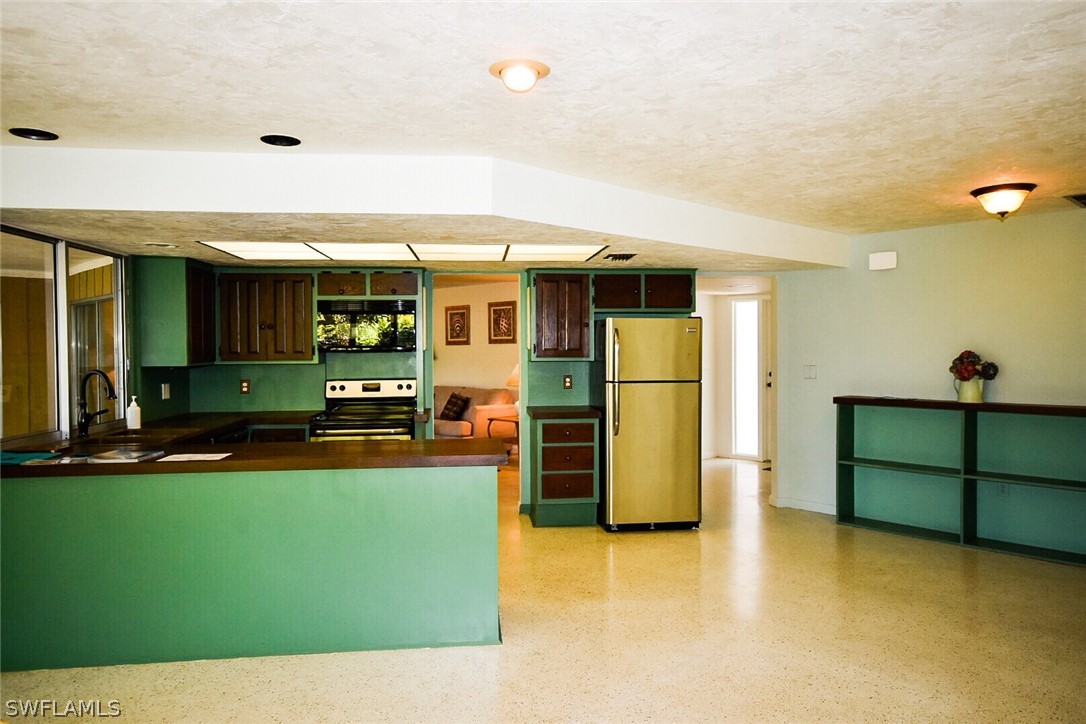 998 Fish Crow Road Sanibel, FL 33957 - Photo 16 of 30 Gallery Image 16