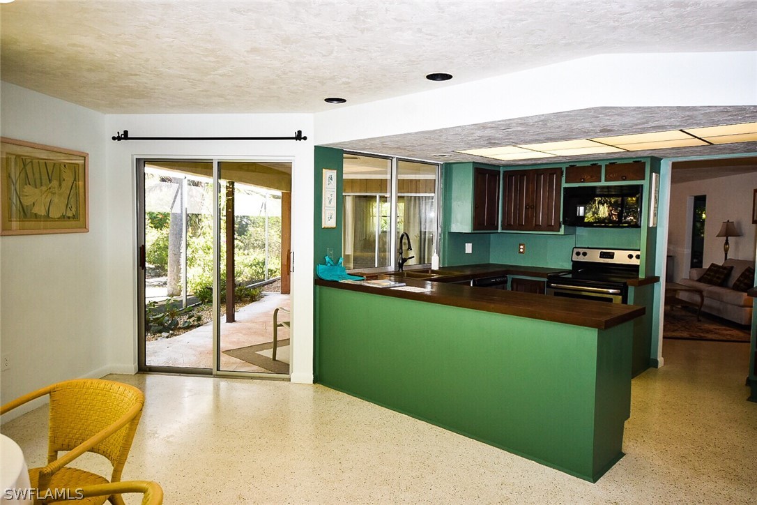 998 Fish Crow Road Sanibel, FL 33957 - Photo 17 of 30 Gallery Image 17