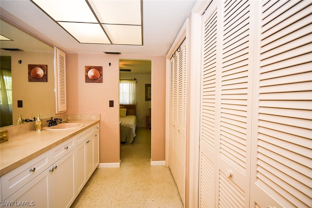 998 Fish Crow Road Sanibel, FL 33957 - Photo 23 of 30 Gallery Image 23