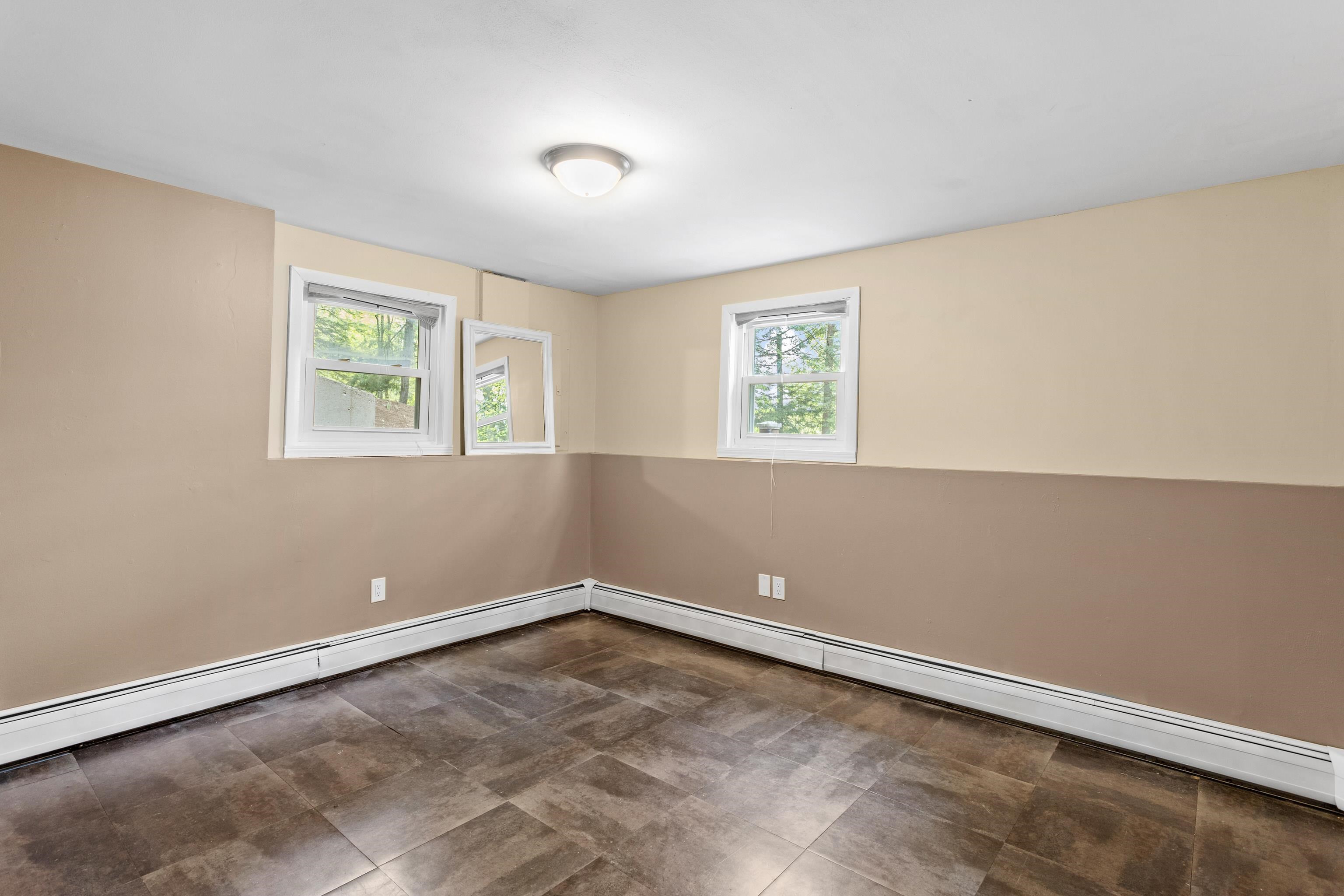 127 Branch Road Weare, NH 03281 - Photo 45 of 60