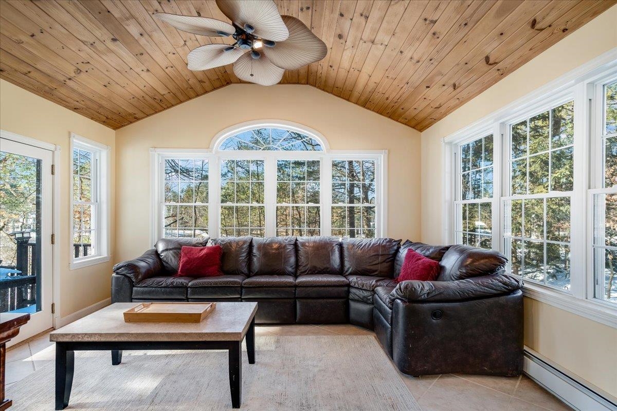 17 Autumn Street Windham, NH 03087 - Photo 13 of 42