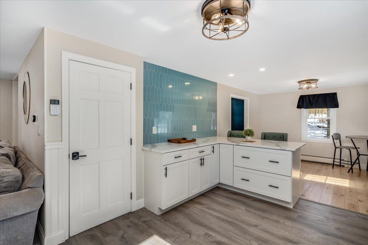 17 Autumn Street Windham, NH 03087 - Photo 8 of 42