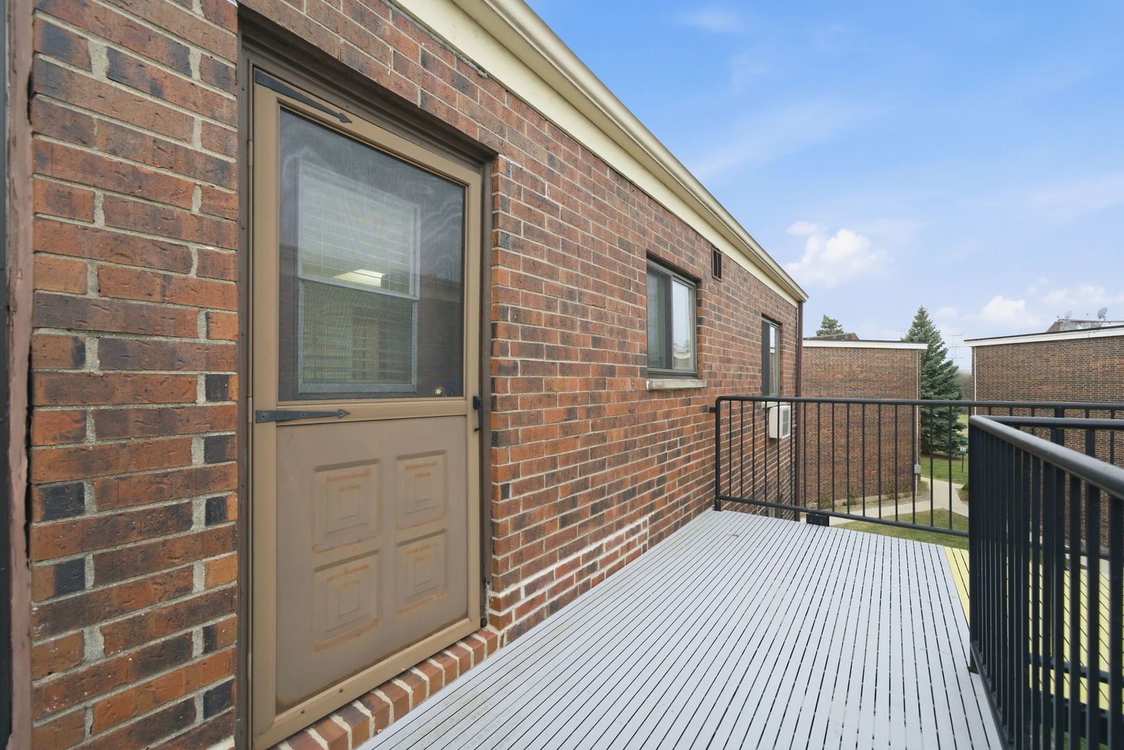 940 North Rohlwing Road, Unit 201A Addison, IL 60101 - Photo 13 of 15 a view of a brick wall of the house