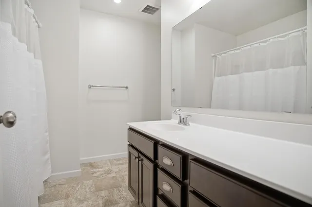 $434,900 | 4035 River Valley Way, Eagan, MN 55122