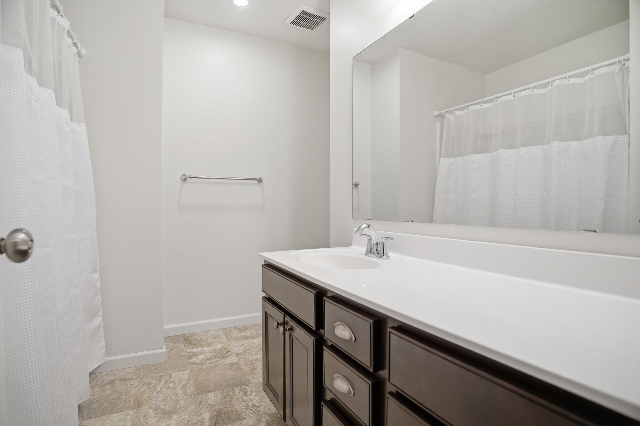 4035 River Valley Way Eagan, MN 55122 - Photo 18 of 27