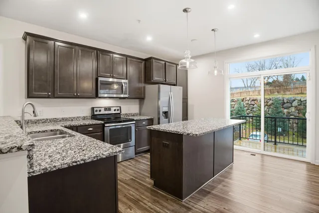 $434,900 | 4035 River Valley Way, Eagan, MN 55122