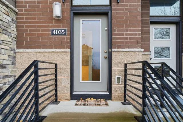 $434,900 | 4035 River Valley Way, Eagan, MN 55122