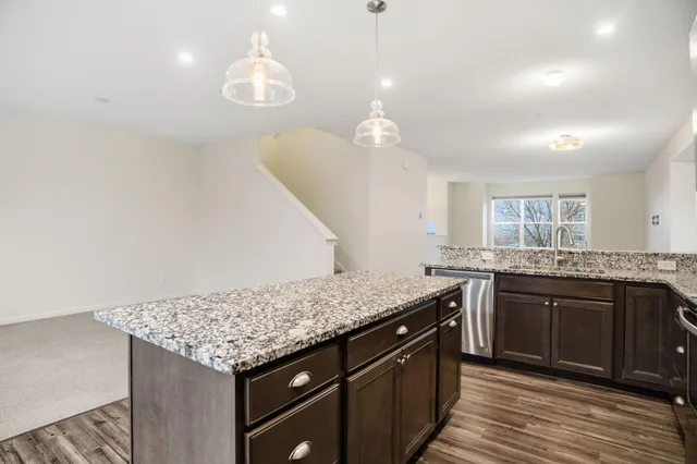 $434,900 | 4035 River Valley Way, Eagan, MN 55122