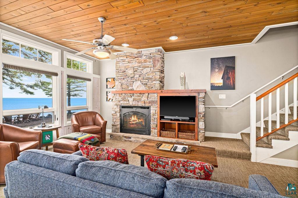 596 Larsmont Way, Unit 315 Two Harbors, MN 55616 - Photo 21 of 64