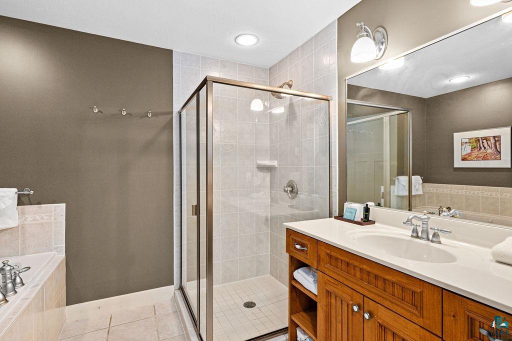 596 Larsmont Way, Unit 315 Two Harbors, MN 55616 - Photo 28 of 64