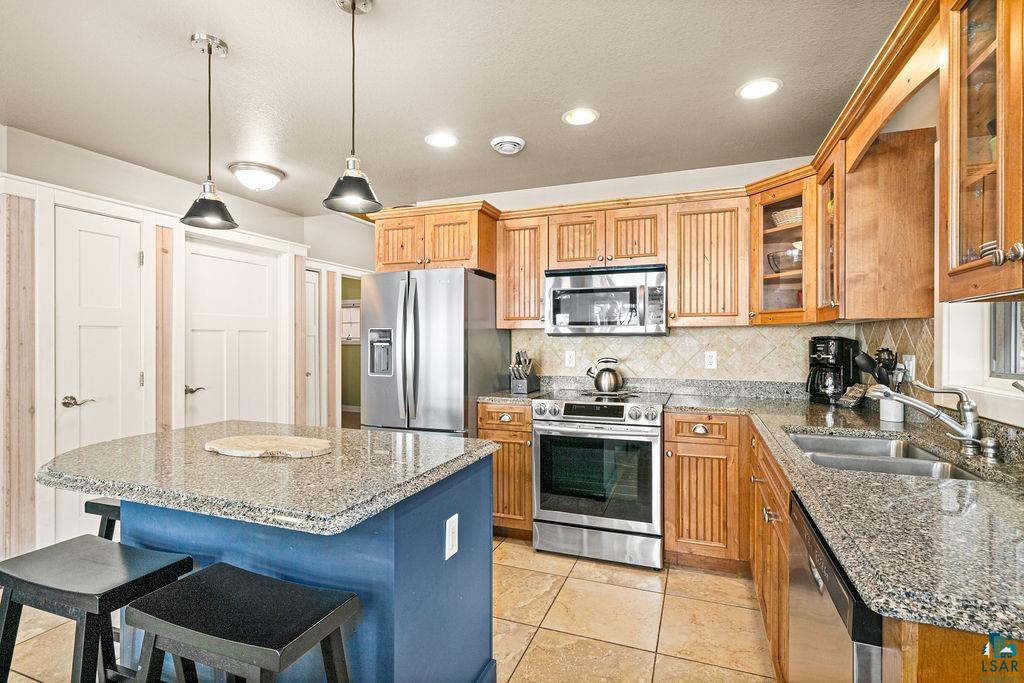 596 Larsmont Way, Unit 315 Two Harbors, MN 55616 - Photo 8 of 64