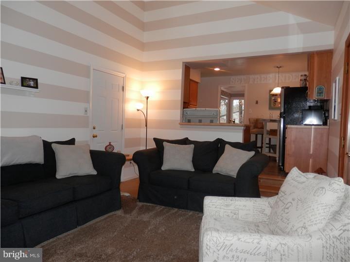 401 Indian Mills Road Shamong, NJ 08088 - Photo 12 of 25 Family Room