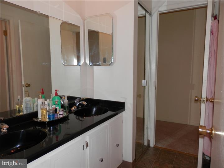 401 Indian Mills Road Shamong, NJ 08088 - Photo 18 of 25 Bathroom