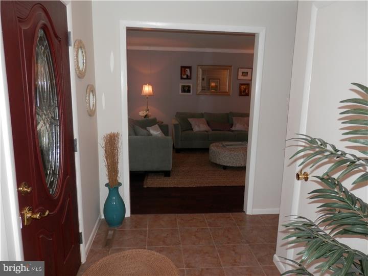 401 Indian Mills Road Shamong, NJ 08088 - Photo 20 of 25 Foyer