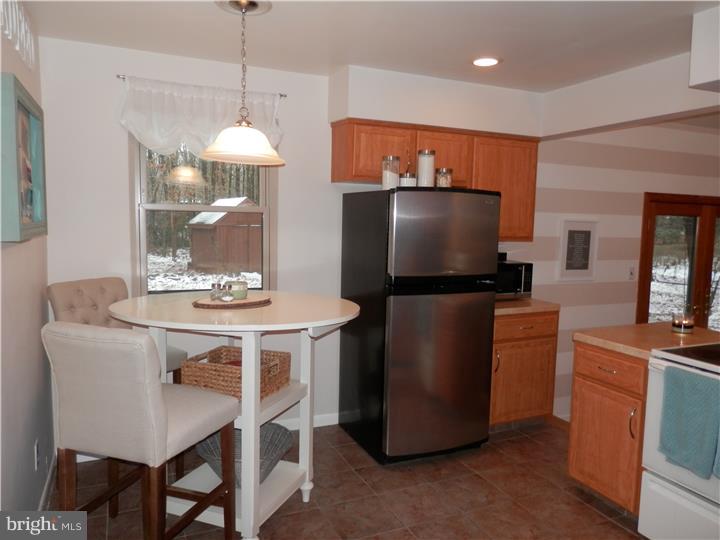 401 Indian Mills Road Shamong, NJ 08088 - Photo 10 of 25 Kitchen