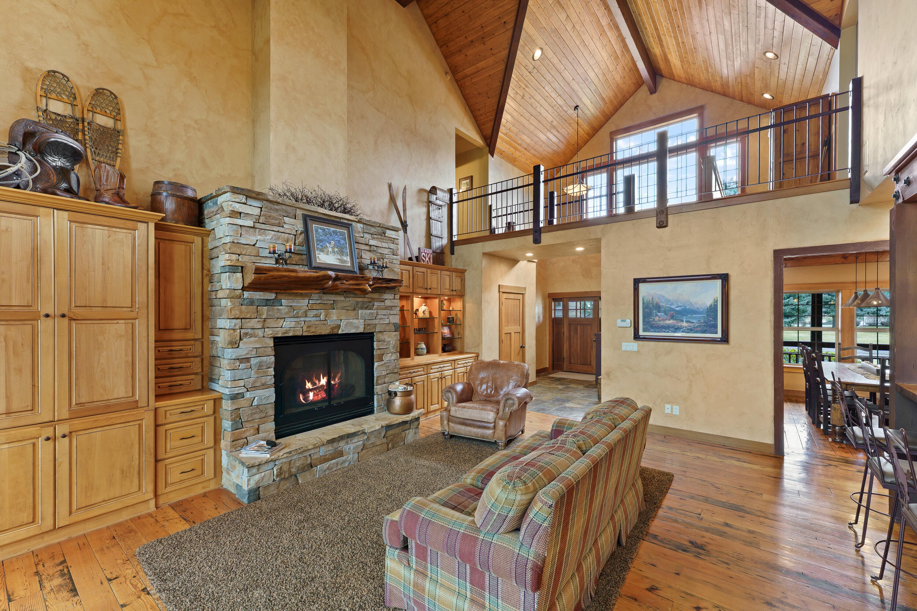 61939 Dobbin Road Bend, OR 97702 - Photo 8 of 57 DSC04251
