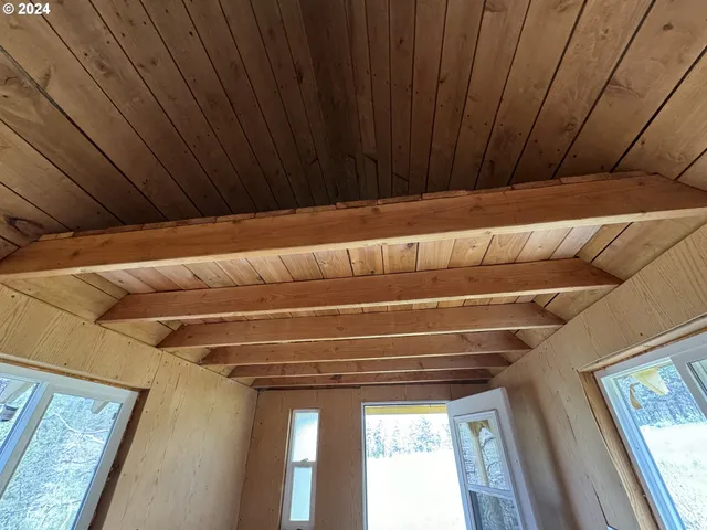 $229,900 | 352 Box Canyon Road, Goldendale, WA 98620