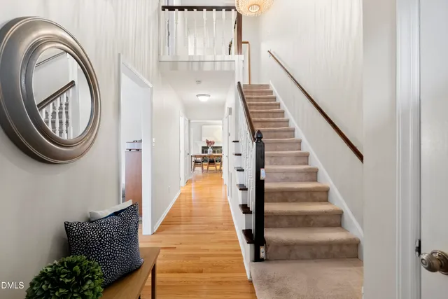 a view of entryway and hall