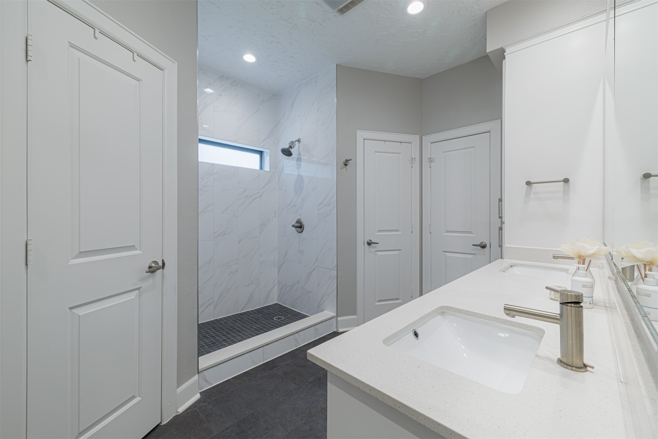 2227 7 Oaks Drive Houston, TX 77339 - Photo 18 of 28