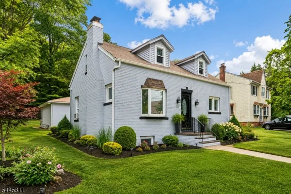 $599,900 | 122 Garside Avenue, Wayne, NJ 07470