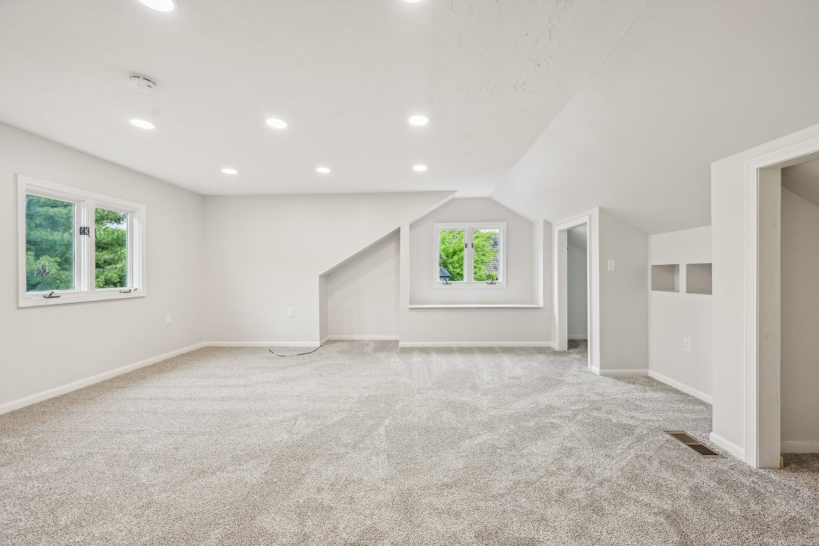 135 South Dymond Road Libertyville, IL 60048 - Photo 54 of 86 Gallery Image 54
