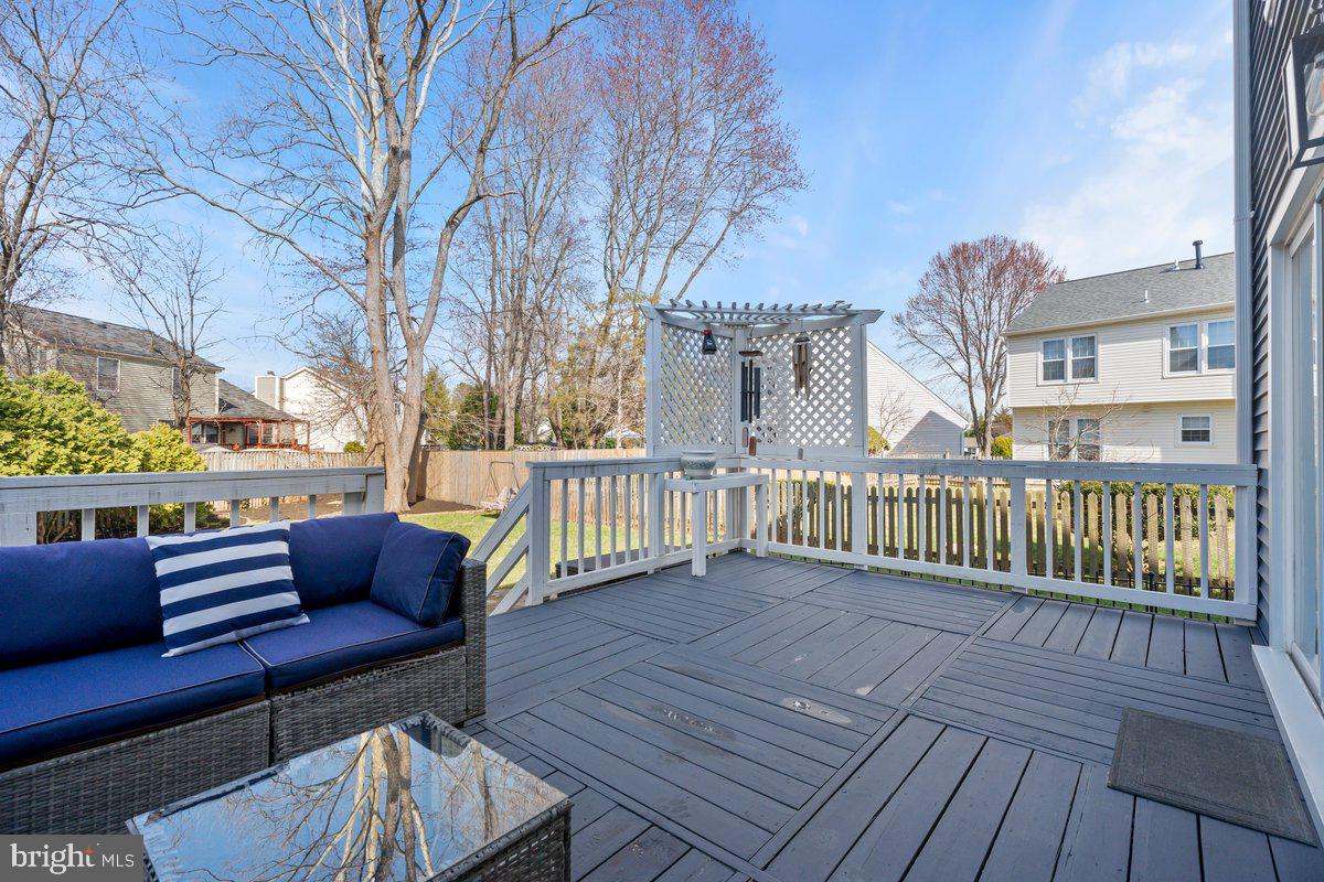 13534 King Charles Drive Chantilly, VA 20151 - Photo 13 of 28