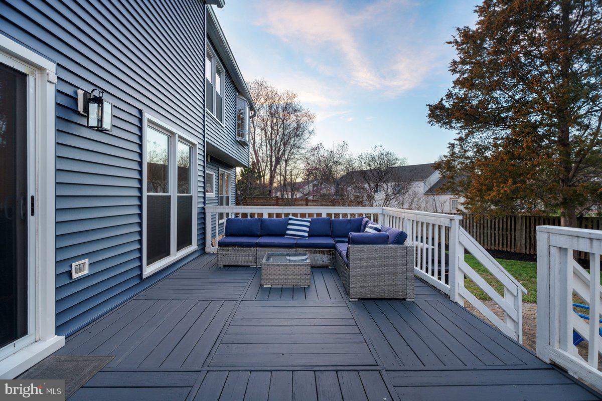 13534 King Charles Drive Chantilly, VA 20151 - Photo 7 of 28 a view of sitting area on deck