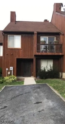 $2,600 | 2 Snowmass Court, Unit 2, Vernon, NJ 07462