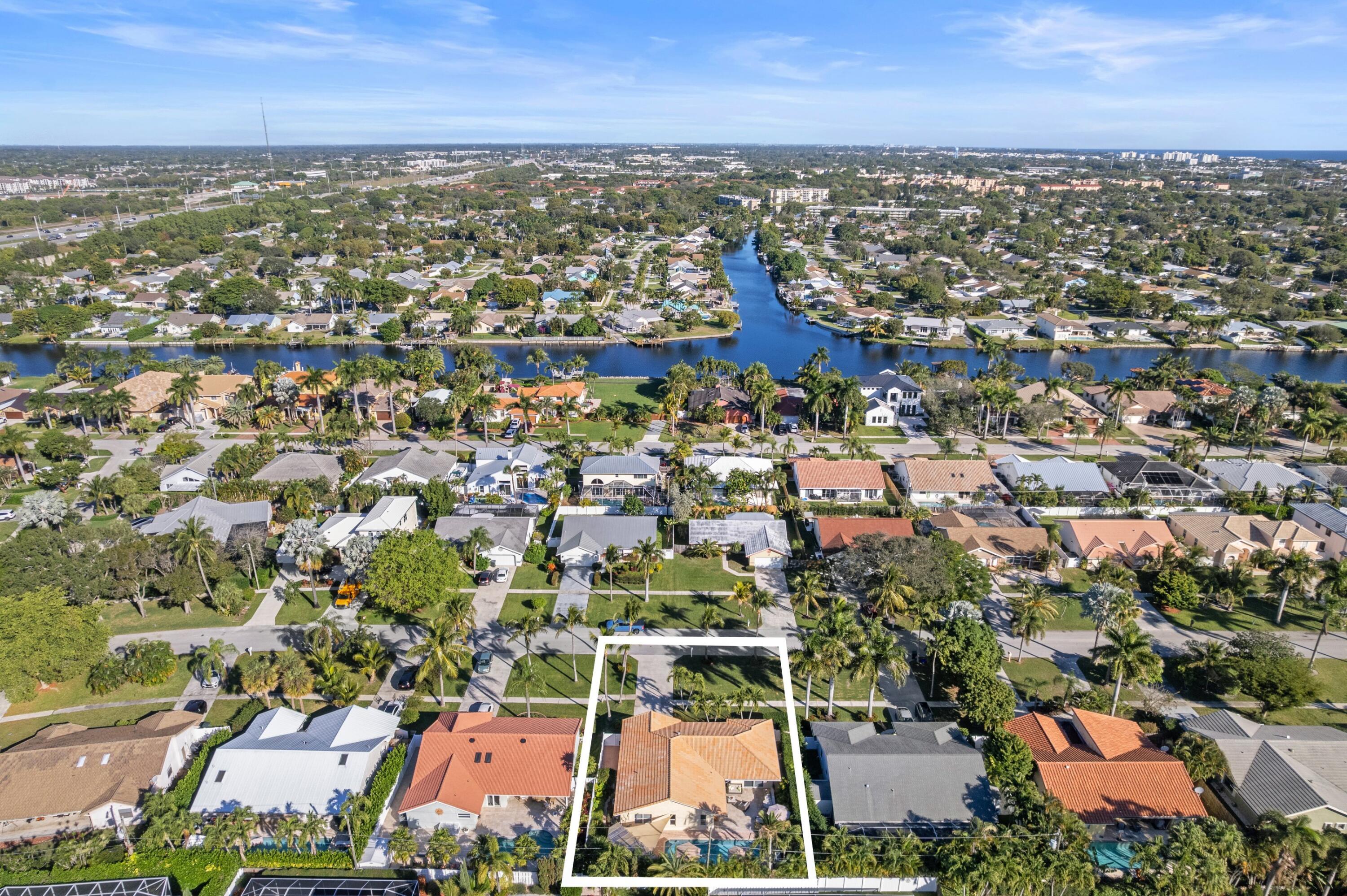 340 North Country Club Boulevard Boca Raton, FL 33487 - Photo 30 of 51 Aerial View