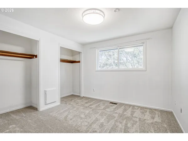 $570,000 | 416 Ogden Drive, Oregon City, OR 97045