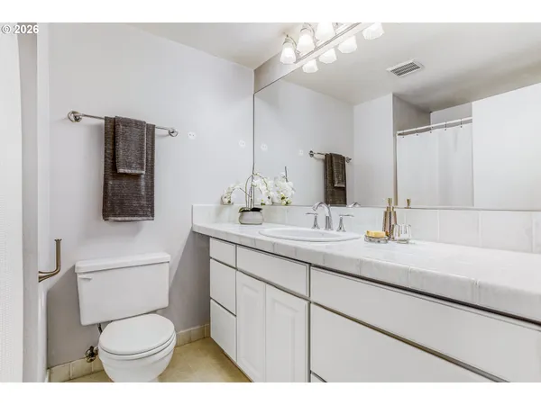 $570,000 | 416 Ogden Drive, Oregon City, OR 97045