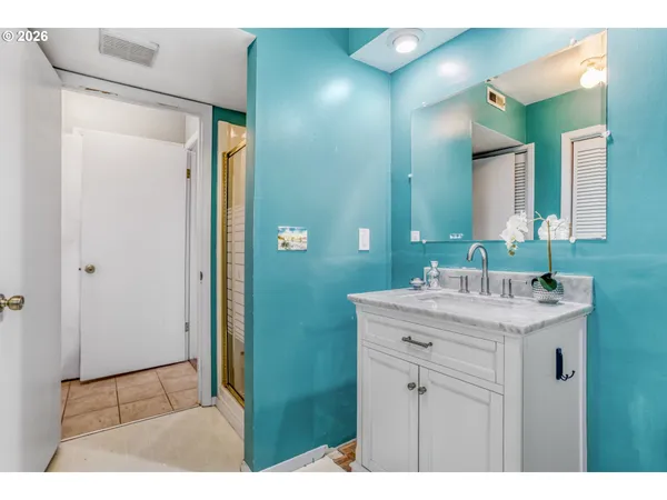 $570,000 | 416 Ogden Drive, Oregon City, OR 97045