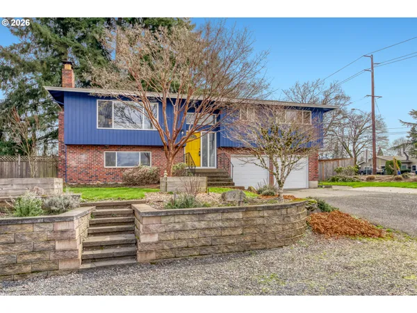 $570,000 | 416 Ogden Drive, Oregon City, OR 97045