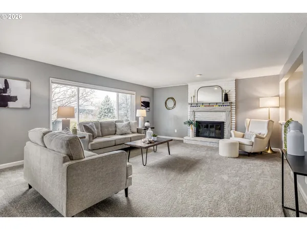 $570,000 | 416 Ogden Drive, Oregon City, OR 97045