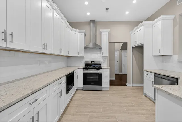 $556,500 | 3003 Keene Avenue, McHenry, IL 60050