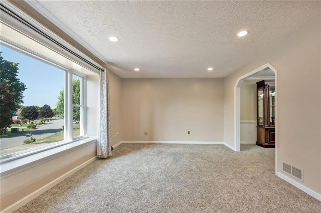 5015 Julia Lane McKees Rocks, PA 15136 - Photo 19 of 45 a view of an empty room