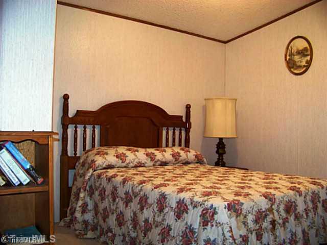 424 Allen Road Mocksville, NC 27028 - Photo 12 of 16 2nd Bedroom.