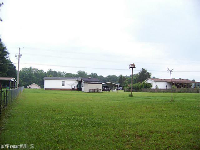 424 Allen Road Mocksville, NC 27028 - Photo 4 of 16 Land/Lot. Plenty of garden space on this full acre yard!